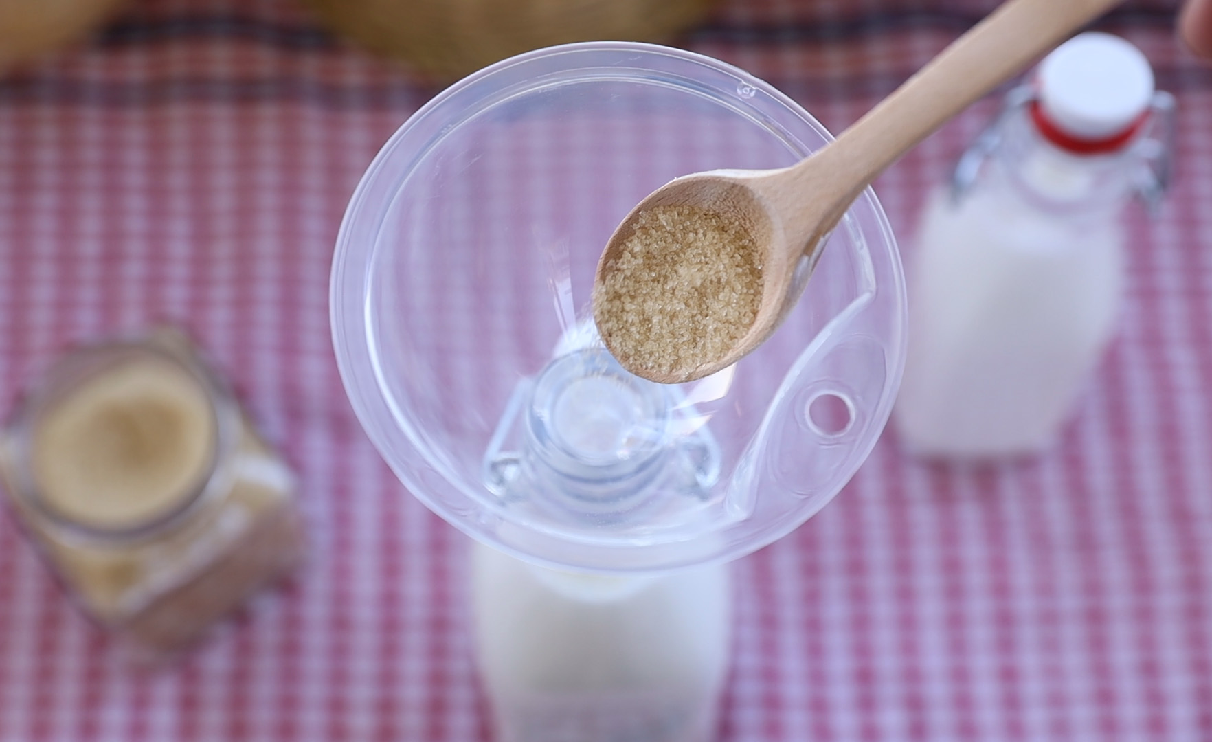 πρωτοσέλιδο - Τί ακριβώς πετυχαίνω με την προσθήκη σακχάρων κατά την εμφιάλωση των αλκοολούχων ζυμωμένων ποτών? Τί σημαίνει η διαδικασία bottle refermentation (bottle conditioning)?